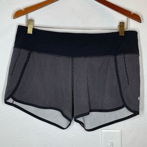 lululemon athletica “Run Times Short (4-way
Stretch 4")”, Size 8